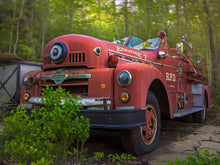 Load image into Gallery viewer, Seagrave 2